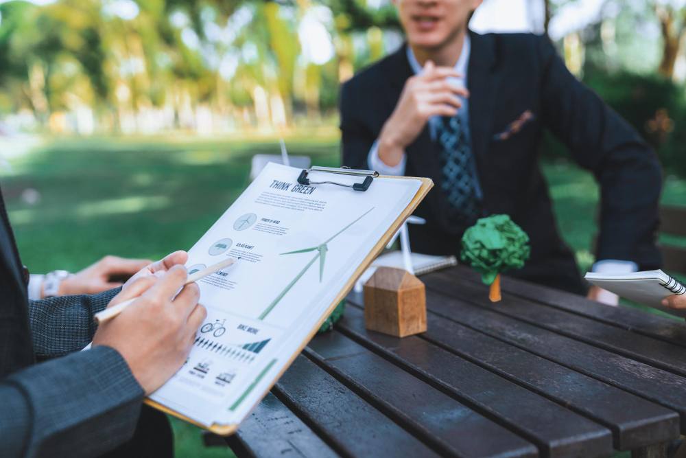 poslovni sastanak dvoje ljudi